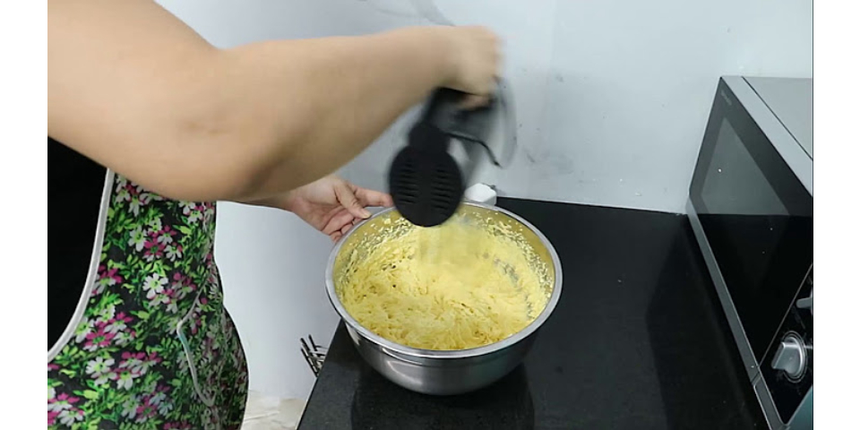 Cách làm bánh kem bắp