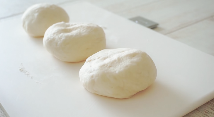 Bước 4 Chia bột và tạo hình bột Bánh mì tròn bagel