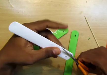 Cách làm dao găm đồ chơi bằng giấy - Hình 6