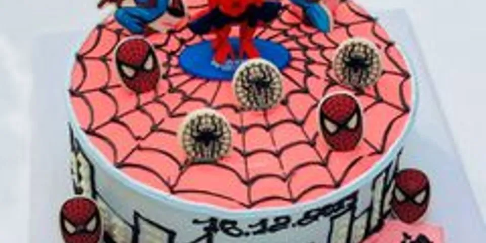 Top 8 bánh kem vẽ siêu nhân nhện