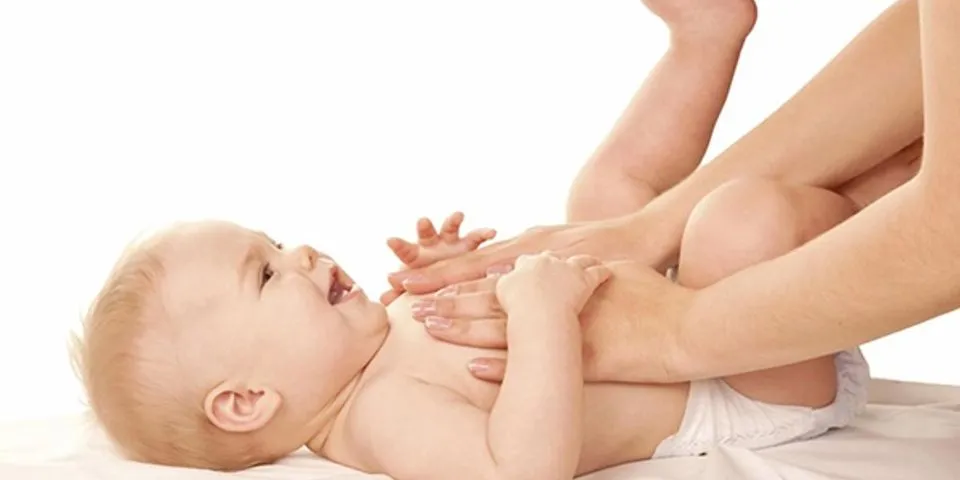 Top 9 nên massage cho trẻ sơ sinh trước hay sau khi tắm
